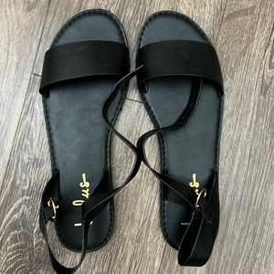 Lulus strap sandals